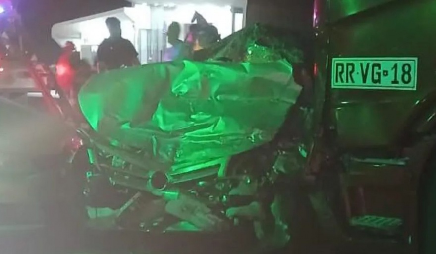 Trágico accidente en la Ruta 22: dos mujeres fallecen en un choque frontal