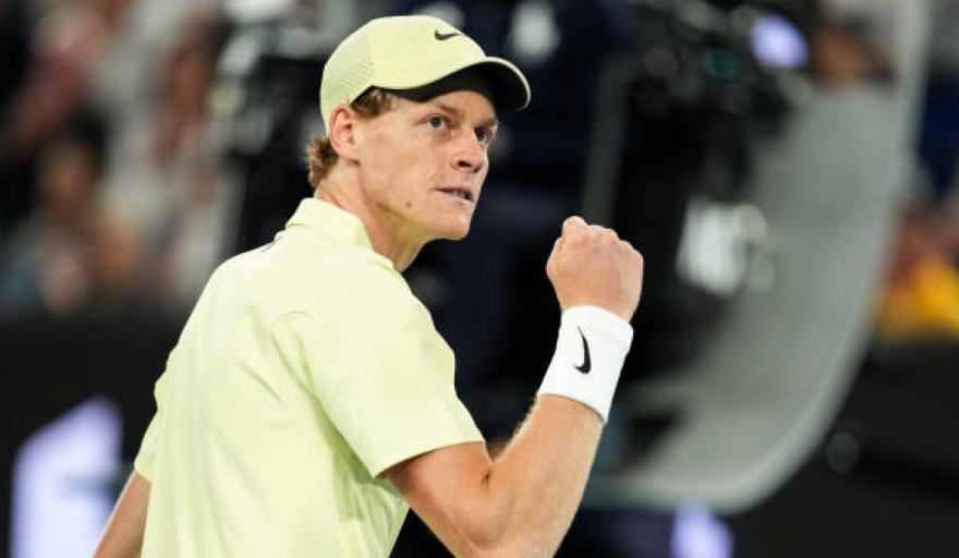 Sinner continúa firme en busca de la defensa del título