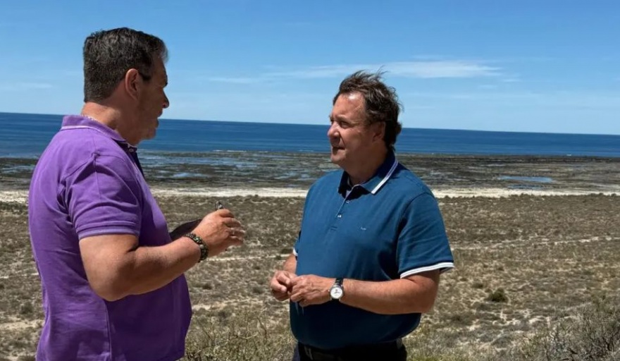 Weretilneck y Casadei recorrieron el lugar elegido para proyecto de GNL