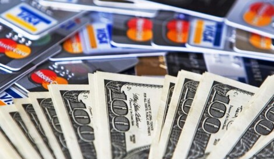 Antes de fin de mes quedará totalmente efectivizado el sistema de pagos en dólares para cualquier tipo de consumo