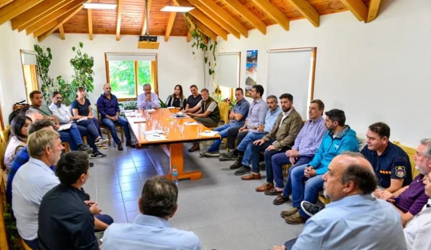 Figueroa anunció que no privatizará las empresas públicas provinciales pero si exige un control exhaustivo del gasto