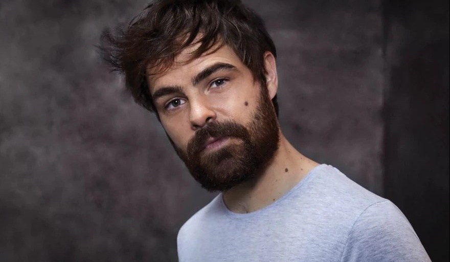 Peter Lanzani fue detenido en Ushuaia por realizar grafitis en la vía pública