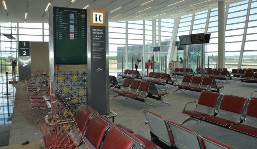 Culmina la concesión del Aeropuerto Perón de Neuquén y Figueroa define los pasos a seguir