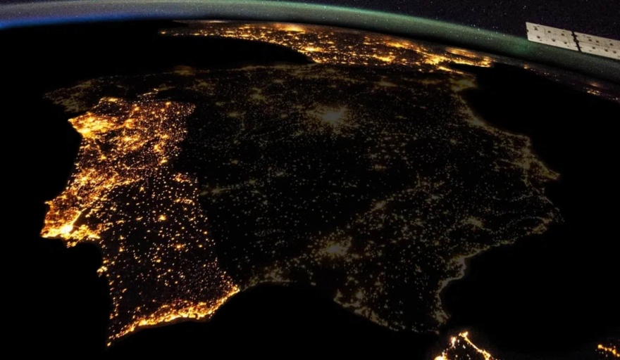 Apagón masivo afecta a España, Portugal y parte de Francia: caída de 11.000 MW en el sistema eléctrico
