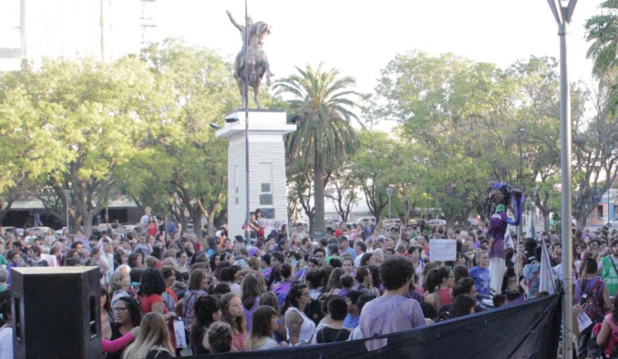 Movilizaciones de apoyo a Cristina Kirchner en Río Negro
