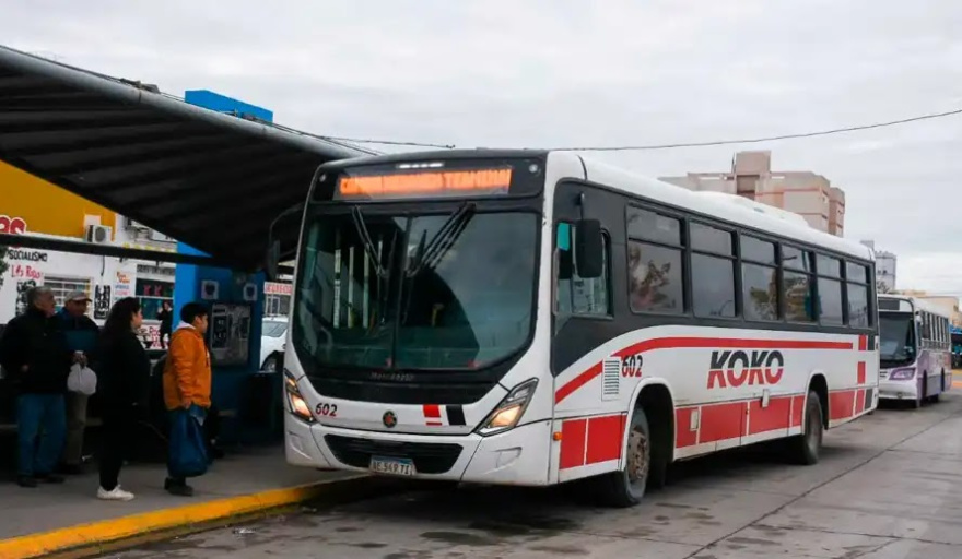 Transporte interurbano y urbano afectado: suspenden servicio expreso entre Neuquén y Regina y reducen frecuencias en Roca