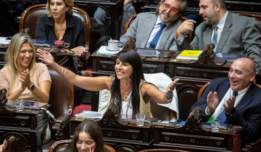 Lorena Villaverde, la Diputada libertaria acusada de "narco" confirmó su candidatura al senado por Río Negro