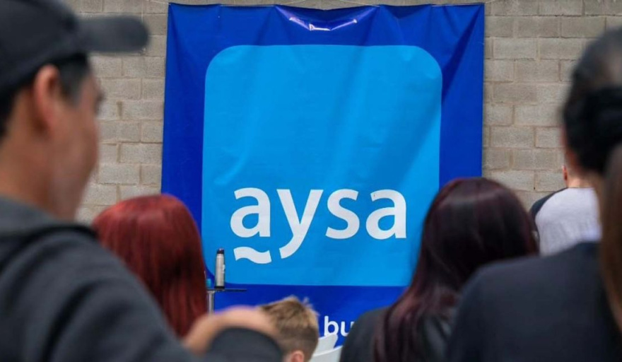 “Se autoriza el corte de agua por falta de pago”: el Gobierno avanza con la privatización de AySA y cambia más de 100 artículos del marco regulatorio