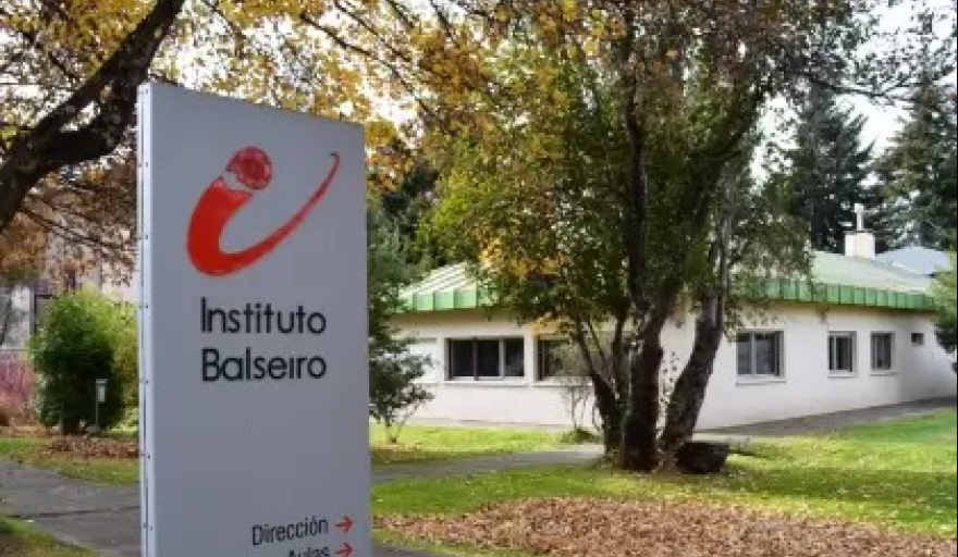 Unos 400 docentes empezaron a capacitarse en energía nuclear en Río Negro