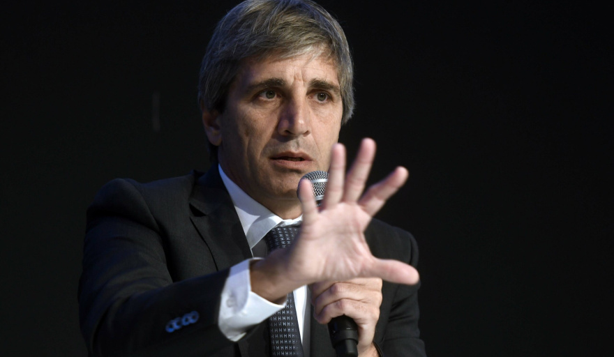 Caputo negó cambios en el esquema cambiario tras las elecciones legislativas