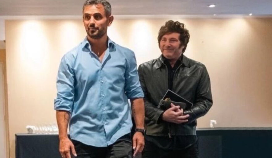 Martín Menem pidió cerrar filas dentro de La Libertad Avanza y bajó el tono a las diferencias con Santiago Caputo