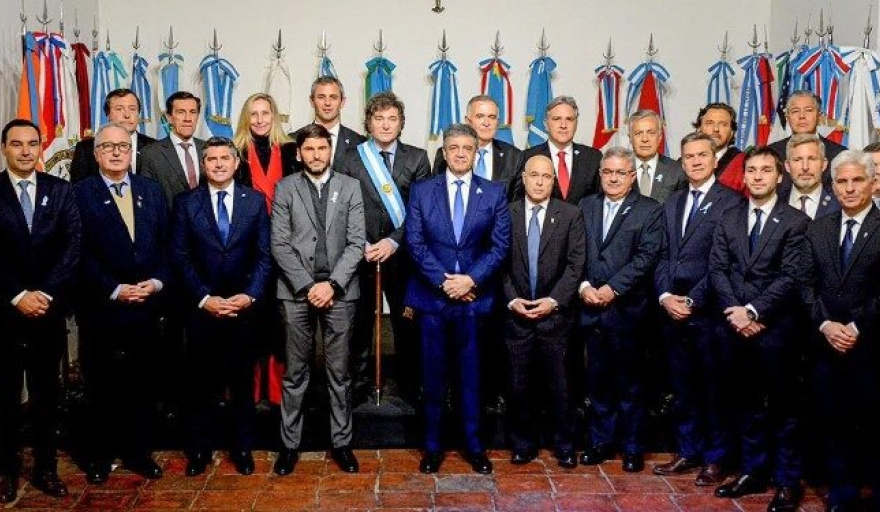 Reunión clave en la Casa Rosada: Milei convoca a gobernadores para avanzar con reformas y solo Weretilneck y Torres representarán a la Patagonia