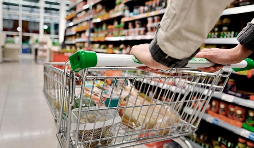 Las consultoras proyectan que la inflación de octubre superó el 2% impulsada por la suba del dólar y la incertidumbre electoral