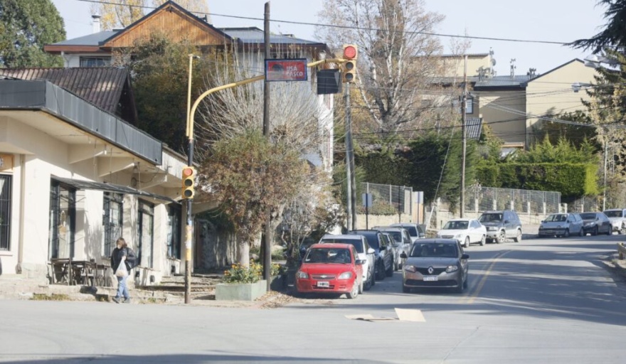 Bariloche trabaja en la digitalización de semáforos en todo el municipios