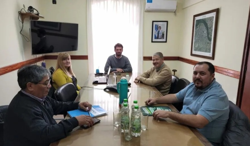 Los gremios revisarían la nueva oferta salarial presentada por el Gobierno
