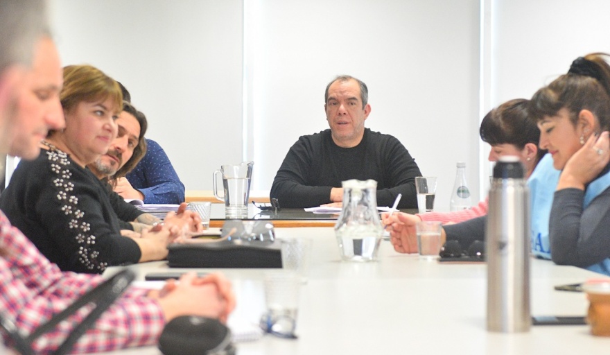 El Gobierno de Arcioni ofreció nuevas propuestas salariales a docentes