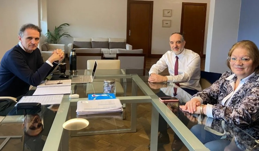 Mabel Yaguar y Martín Doñate se reunieron con el ministro Katopodis para gestionar obras hídricas en Los Menucos