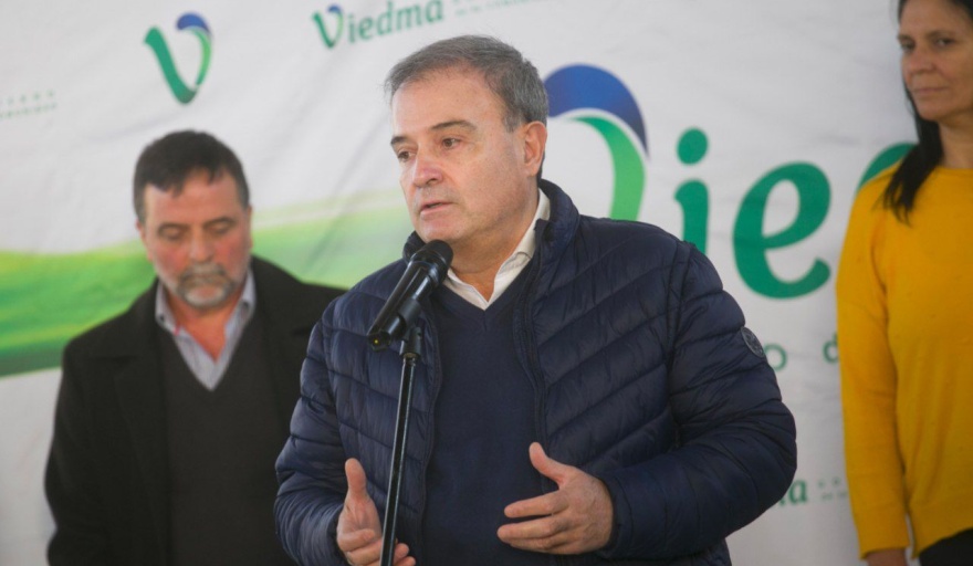 Pedro Pesatti volvió a reclamar la rotonda de ingreso a Viedma
