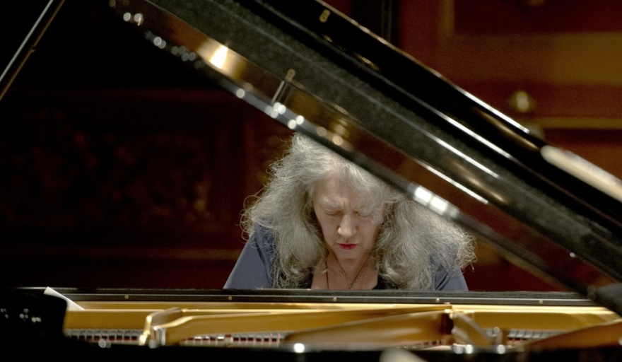 Martha Argerich comienza con su ciclo de conciertos en el teatro Colón