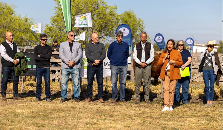 Autoridades del Gobierno estuvieron presentes en la Exposición Rural de Viedma-Patagones