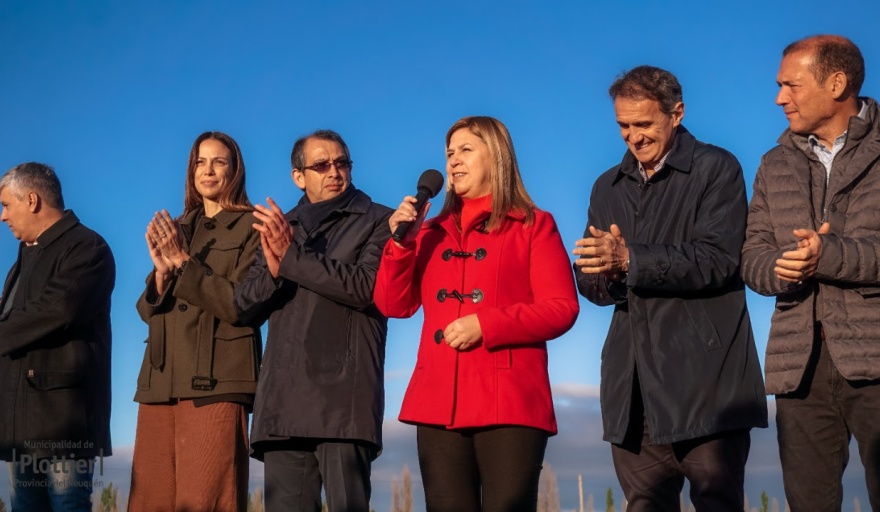 Plottier: Gloria Ruiz recibió la visita de Gabriel Katopodis por la inauguración de la Autovía de la Ruta Nacional 22