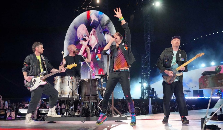 Coldplay comienza con su serie de conciertos en el Monumental