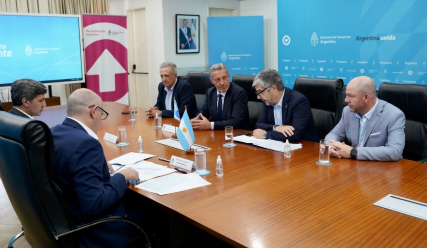 El gobernador Mariano Arcioni gestionó más obras para la región provincial ante el ministro de Transporte de la Nación