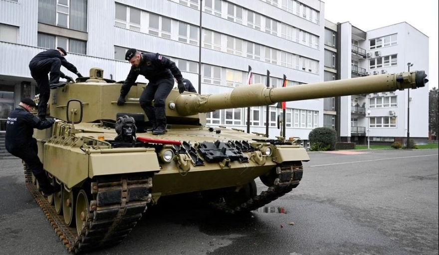 Alemania envía tanques a Ucrania y siguen los bombardeos por parte de Rusia