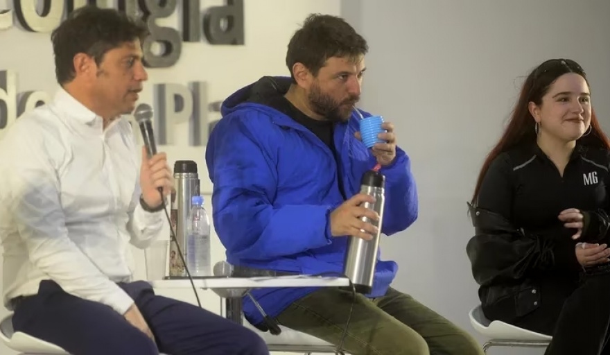 Axel Kicillof, Ofelia Fernandez y Juan Grabois dijeron presente en una mateada realizada en la Universidad Nacional de La Plata