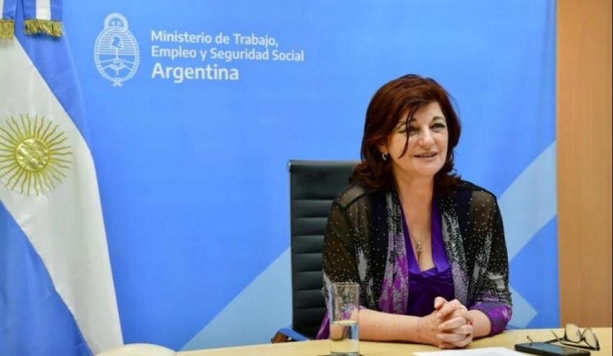 Kelly Olmos: “Teníamos que tener una rápida respuesta porque la imposición del FMI iba a afectar los ingresos de los trabajadores, dando un nuevo alto inflacionario”