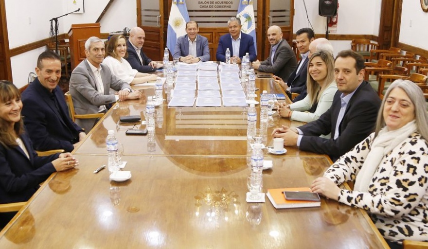 En clave de transición: nueva reunión entre Figueroa y Gutiérrez