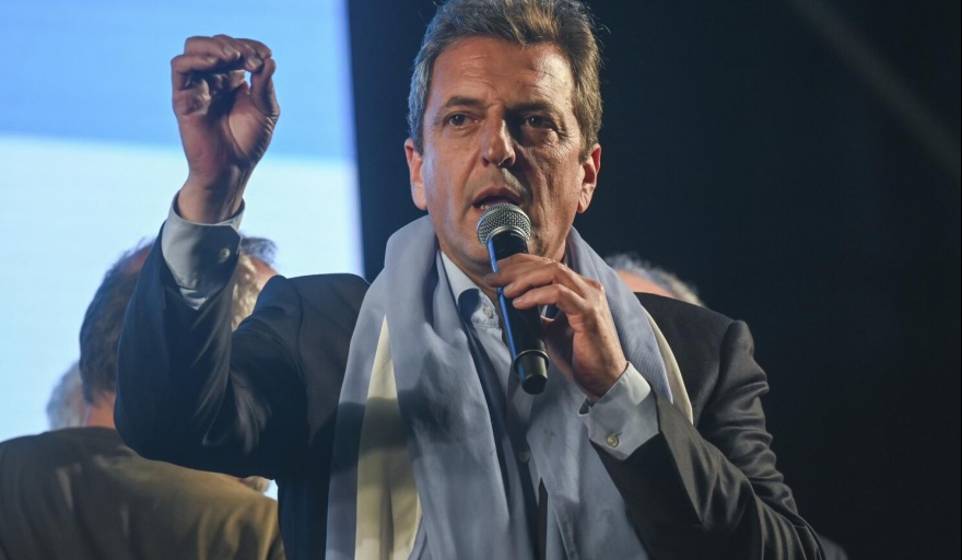 En un artículo, Massa publicó las "máximas" de su eventual gobierno