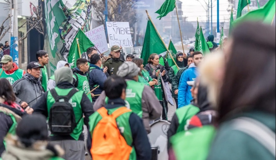 Este lunes ATE realiza distintos paros con movilizaciones en organismos nacionales de la provincia