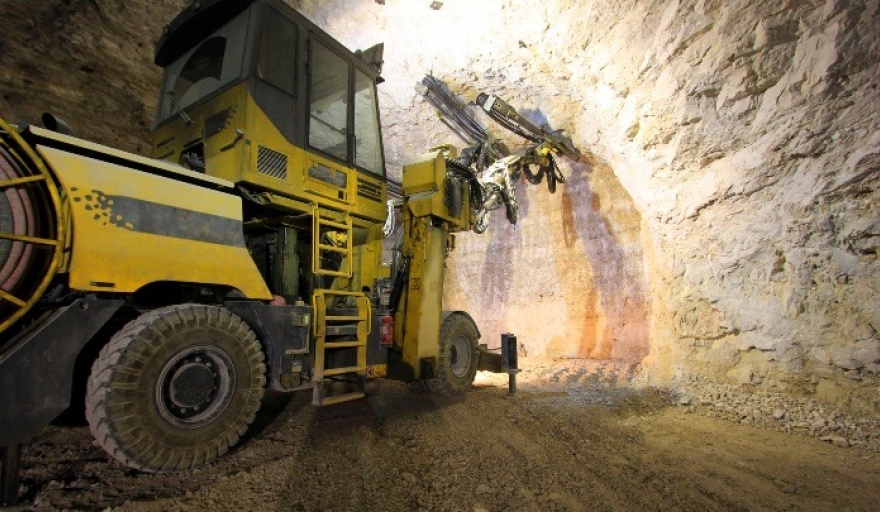 Weretilneck apuesta a la mineria para salir de la crisis