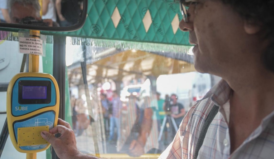 La justicia federal suspendió la convocatoria a la audiencia pública requerida para los aumentos de tarifas al transporte