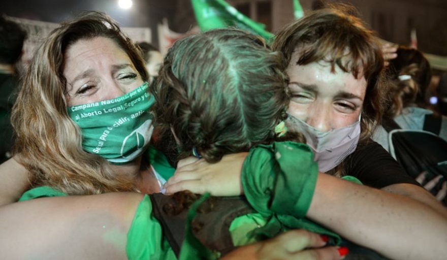 El Vocero Presidencial, se refirió a "La Interrupción Voluntaria del Embarazo" como una Ley a debatir