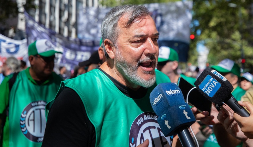 El paro de ATE tiene una alta adhesión en todo el país con una gran movilización frente al INADI