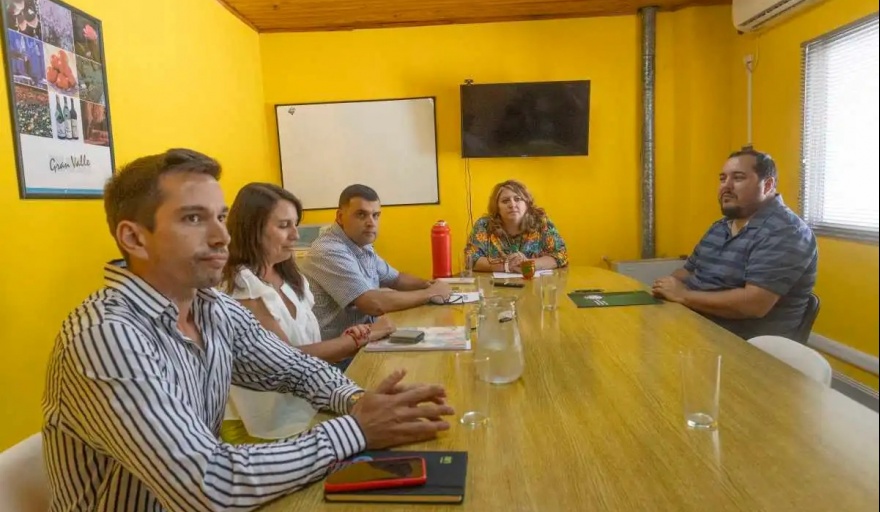 Jornada de paritarias entre gremios y el Gobierno