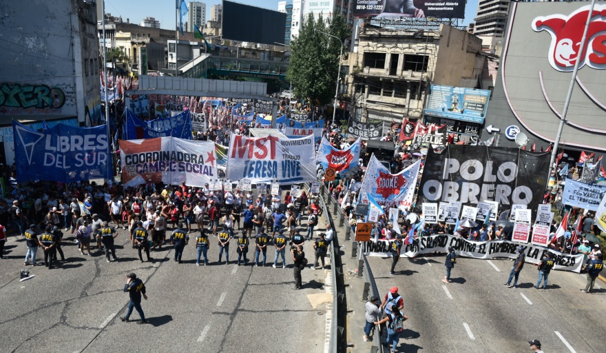 "El Hambre es el Límite": Organizaciones Sociales Anuncian Piquetazo Nacional
