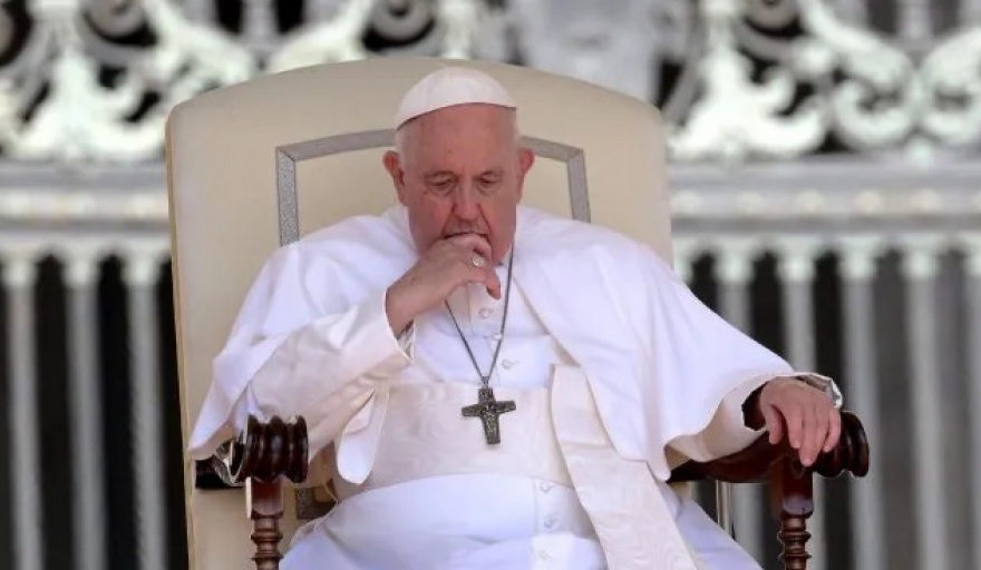 El Papa Francisco asistió la misa de pascuas y pidió por la paz refiriéndose a los conflictos en el mundo