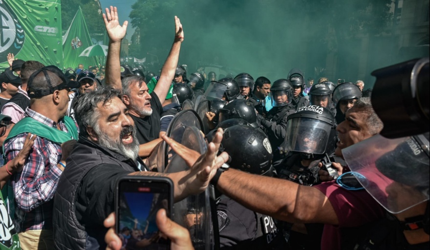 ATE se movilizó en defensa de los trabajadores de TECHINT
