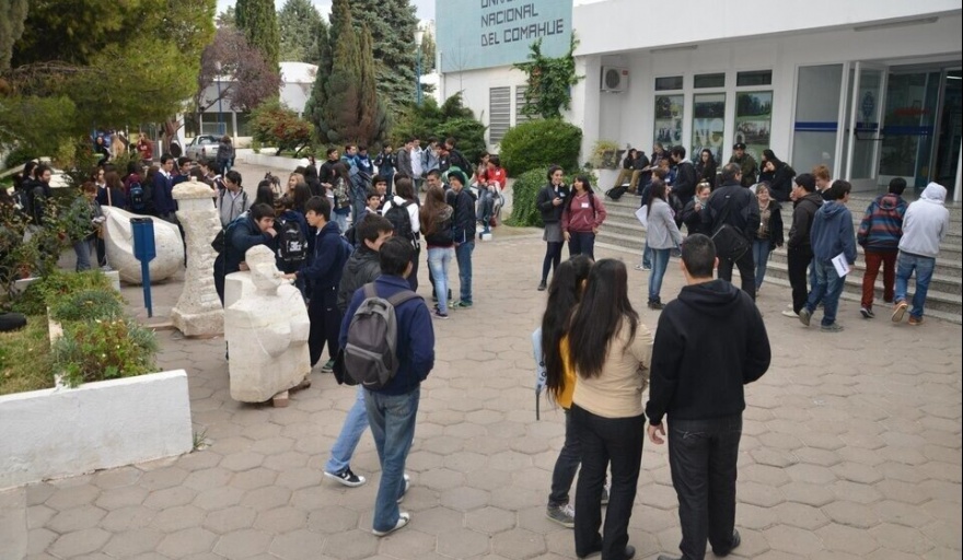 La Universidad del Comahue extiende el receso invernal una semana por la crisis presupuestaria