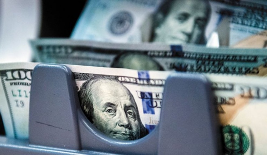 Nueva jornada de cotizaciones de dolares en máximos históricos y caída de bonos argentinos