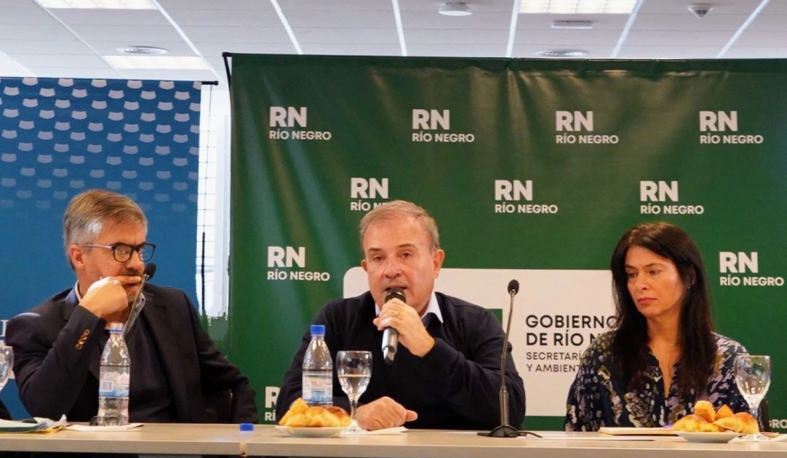 Pedro Pesatti: “La decisión política de nuestro gobierno de que sean parte de la coparticipación del bono cada uno de los municipios de la provincia”