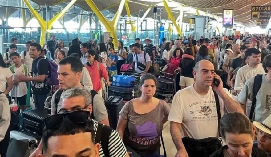 Por un apagón en Microsoft hay un colapso global que afecta vuelos, bancos y operaciones financieras