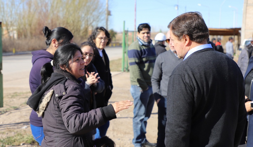 Avanzan las obras de conexión a la red de gas natural en Allen