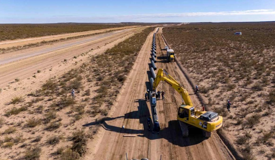 Empiezan a llegar los primeros caños para el Gasoducto Vaca Muerta Sur