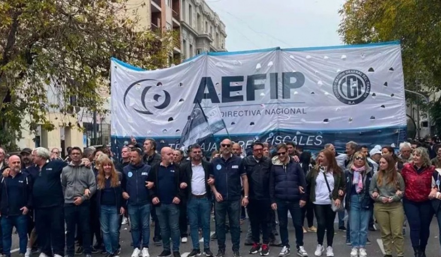 Trabajadores de AFIP definen medidas de fuerza luego del anuncio de reconversión