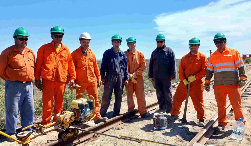 Tren Patagónico ya trabaja en la renovación de la vía Viedma - SAO