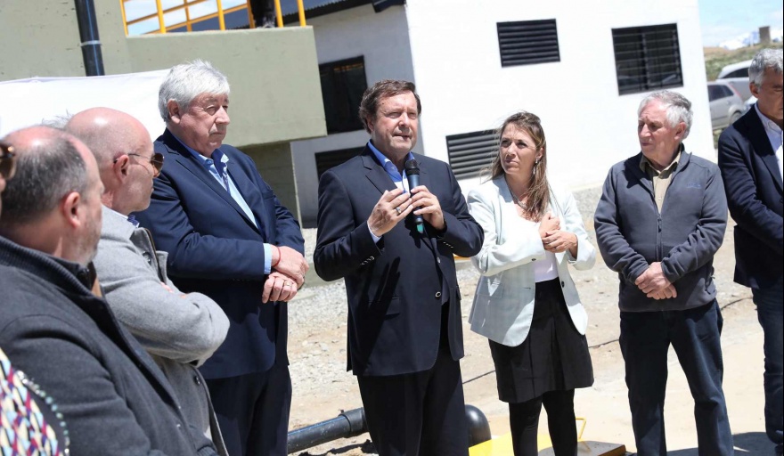 Weretilneck inauguró una planta depuradora en el Parque Industrial de Bariloche y anunció nueva ley de parques industriales